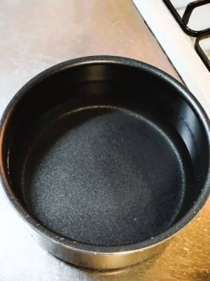 フリーザーバッグの空気を抜く方法　やり方に「これは簡単」「すぐできそう」