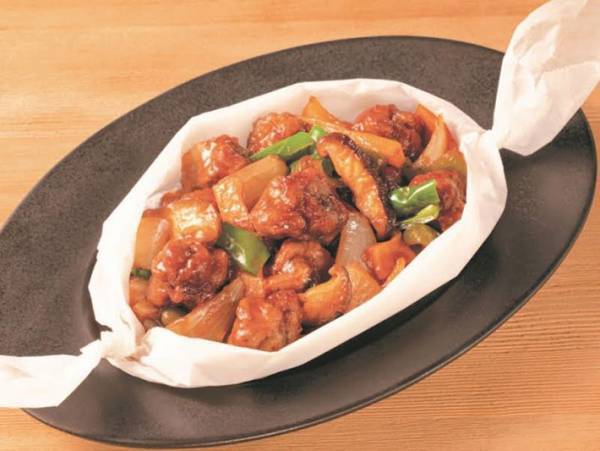 クッキングシートに食材を入れて…？　旭化成の調理法に目からウロコ