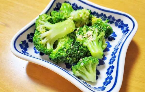 冷凍ブロッコリーを解凍して…？　ミツカンの食べ方に「一瞬でなくなった」