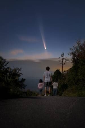 アトラス彗星の写真