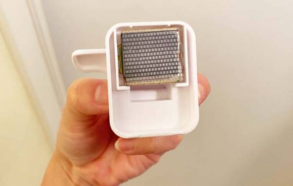 ダイソーで買った『モップキャッチ』　思わぬ使い道に「ピッタリ！」