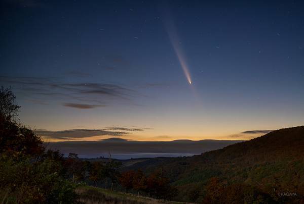 写真家が写した『紫金山・アトラス彗星』　ハッキリと映った姿に感動の声！