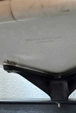 「ただものではない…」　鹿児島空港に設置されたイス　裏を見ると？