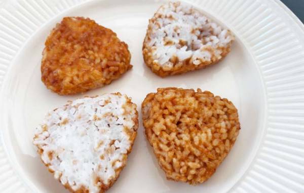 冷凍おにぎりを半分にして…　ニッスイの発想に「すぐにリピートするかも」