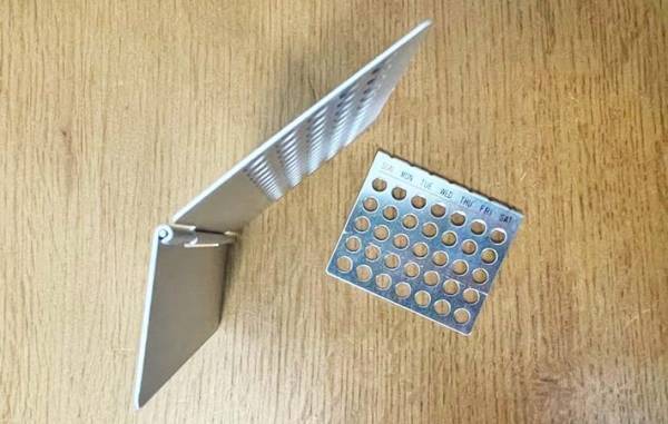 もう捨てなくていい！　１００均の『カレンダー』が「ずっと使い続けられる」