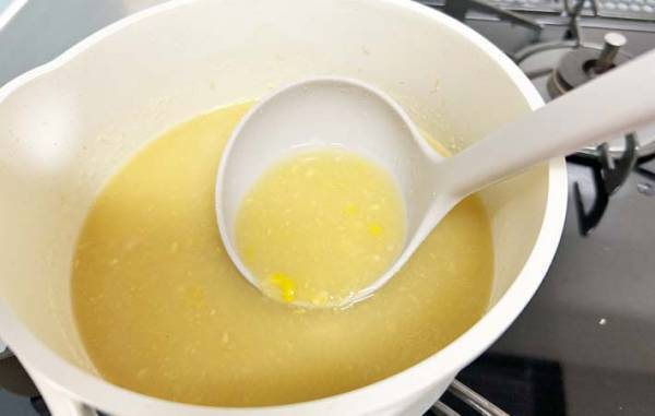 コーンスープの意外な飲み方　卵と鶏がらスープを…？
