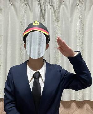 『地味ハロウィン』を楽しむ女性　思わず目を疑うようなコスプレが、こちら