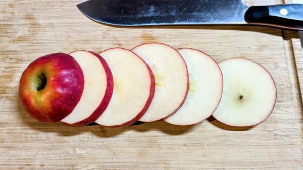 りんごをスティック状に？　農家の提案に「早速やる」