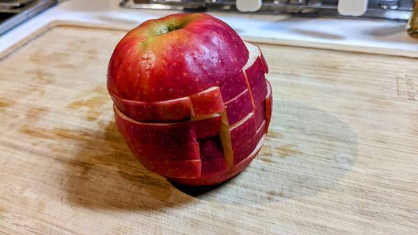 りんごをスティック状に？　農家の提案に「早速やる」