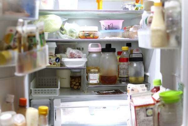 お風呂の残り湯に入れてみて！　『重曹』の活用法に「情報助かる」「試す」