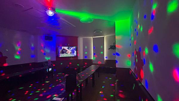 『１人カラオケ』で案内された部屋が？　心が折れる光景がこちら