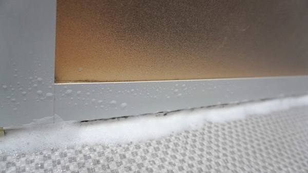 カビキラーの放置時間　正解は？　企業の情報に「必ず守る」「覚えました」