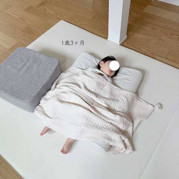 「胸打たれた」「ほほ笑ましい」　１歳の娘の昼寝姿に感動のワケとは？