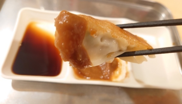 餃子はタレで『味変』が楽しめる！　変わり種レシピに「何個も食べちゃう」