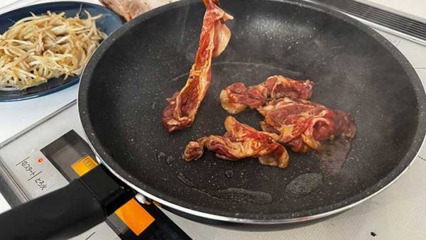 計量スプーンすら出したくない　豚肉を使った簡単おかずに「疲れた日でもできる」