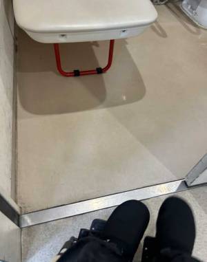 「もとに戻してください」　車いす利用者の投稿に「これは酷い」「もっと広まって」