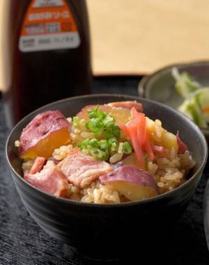 余ったらやって！　メーカー太鼓判『オタフクお好みソース』の思わぬ使い道