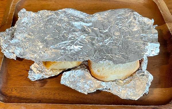 パンを冷凍時、何で包むといい？　企業の回答に目からウロコ