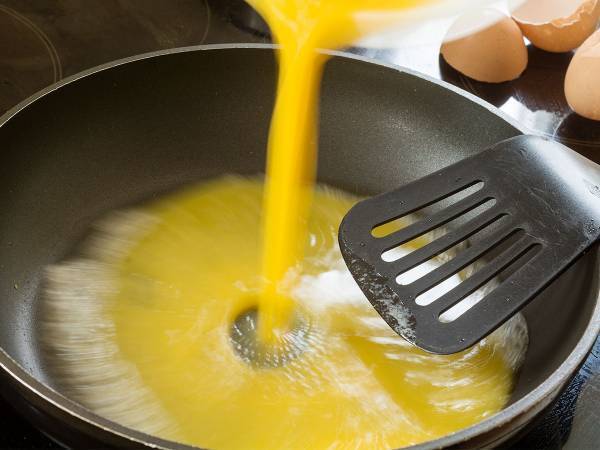 ロバート馬場が教える、包まない新感覚のオムレツって？