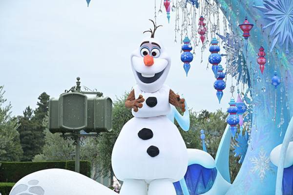 音楽が変わった！　９年続いたディズニークリスマスパレードがついにファイナル