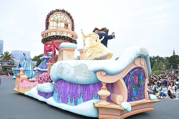 音楽が変わった！　９年続いたディズニークリスマスパレードがついにファイナル