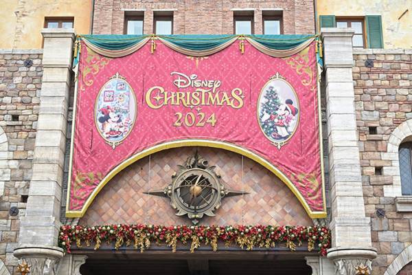 クリスマスの東京ディズニーリゾートを楽しむなら？　おすすめのお土産も紹介