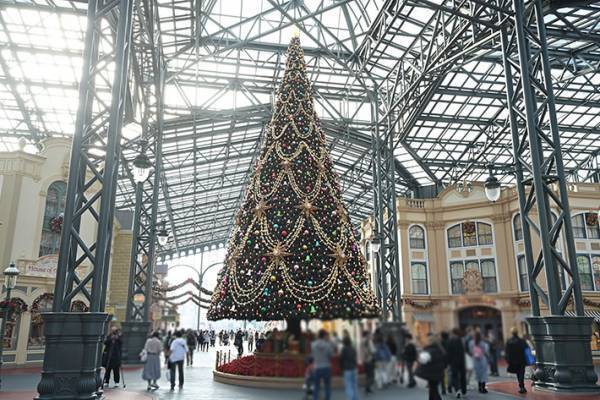 クリスマスの東京ディズニーリゾートを楽しむなら？　おすすめのお土産も紹介