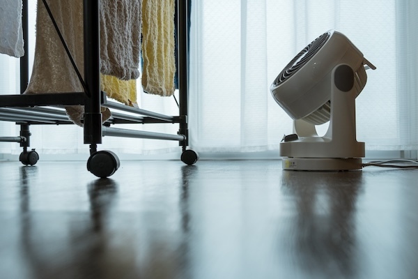 暖房費を抑えたいなら併用を！　企業の解説に「絶対使う」「有益情報」