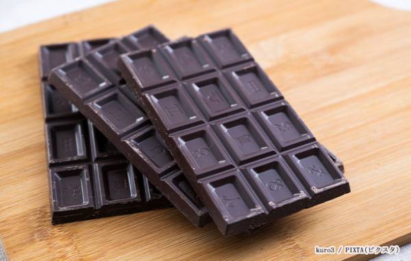 チョコレートが真っ白に！これはなぜ？　明治に聞いてみた