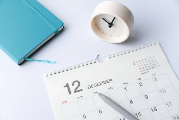 大掃除は『秋』に済ませて！　理由に「メリットだらけ」「今年はやる」