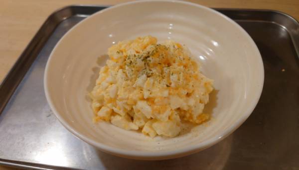 たまごサンドの『まろやかさ』の正体は？　加えるモノに「なるほど」「驚いた」