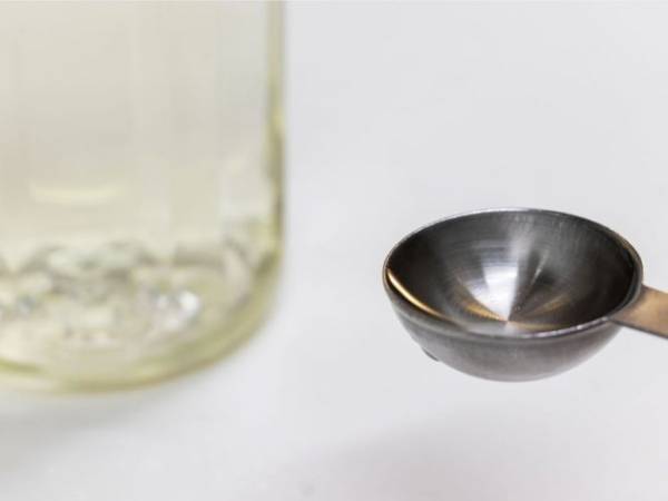 『プラスチック容器』にアルコール類を入れると？　意外な注意点に「確認してみる」「なるほど」