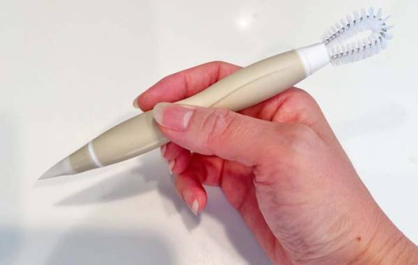 つまようじで掃除してた人必見！　これ１本で「隅々まできれいになる」