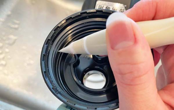 つまようじで掃除してた人必見！　これ１本で「隅々まできれいになる」