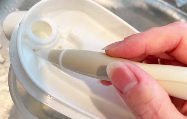 つまようじで掃除してた人必見！　これ１本で「隅々まできれいになる」