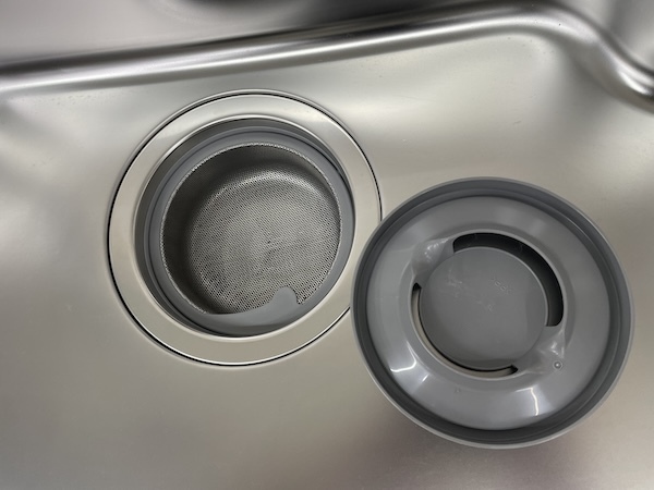 排水口掃除はこの３つで完璧！　お手入れ法に「習慣化する」「今日実践」