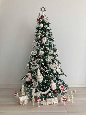 クリスマスツリーに『６万いいね』　そのワケに「信じられない」「思わず拡大したわ」