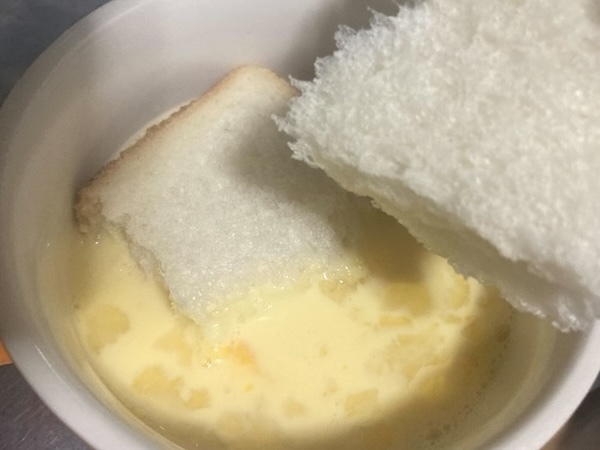 卵に浸してチンするだけ！　時短フレンチトーストに「常識覆った」「むしろコレ」