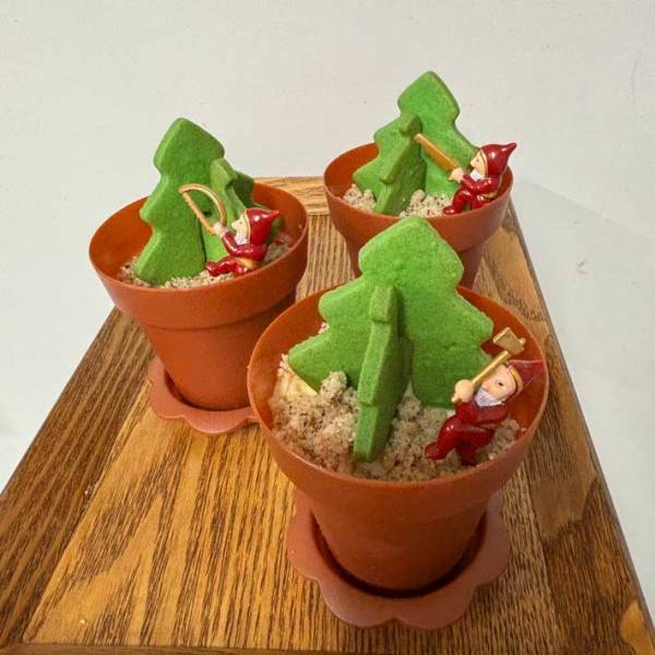 サンタのケーキを作ったのに…　ネットで上がった『まさかの声』とは？　「ちょっと悲しい」