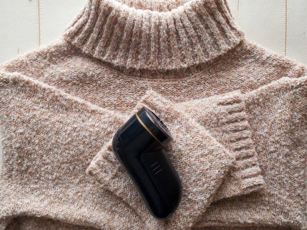 カシミヤは『毛玉取り器』を使える？ダメ？　正解に「気を付けます」「やりがち」