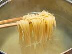 小さい鍋しかないなら？　パスタのゆで方に「むしろ手軽」「試します」