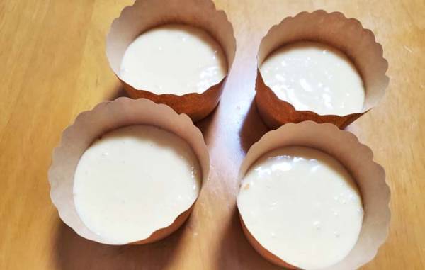 子供が「もう１個食べたい！」　レンジで作る簡単カップケーキ