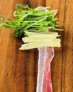 冷蔵庫に肉とジャガイモがあったら？　カレーよりも簡単なレシピがこちら！