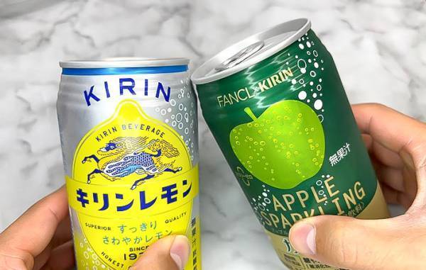 「爪を傷めない」「なるほど」　手を使わずに缶のプルタブを開ける方法