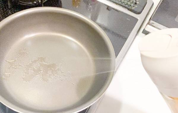 「買ってよかった」　オイルスプレーボトルで、液だれのストレスから解放