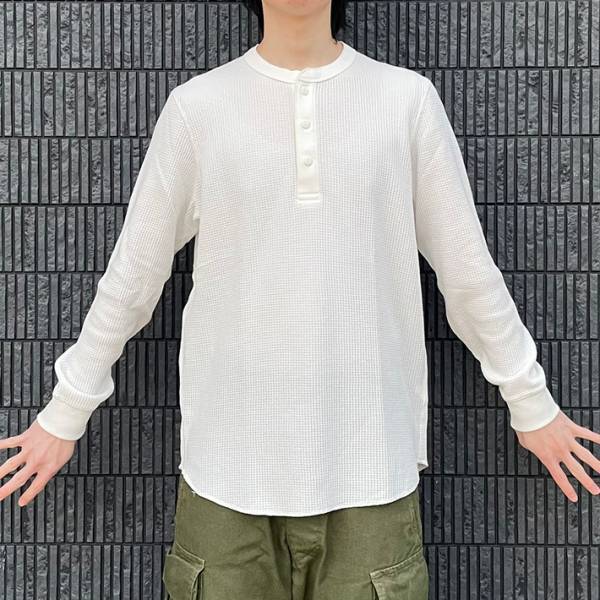 SNSで話題！　ユニクロの『注目トップス』に「何もかもが最高」「４色買いました」