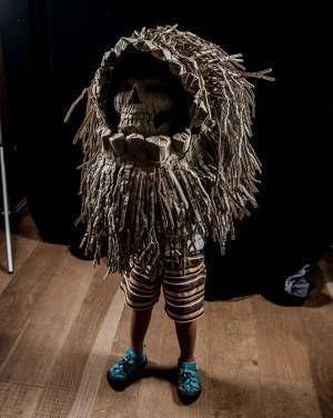 母親「ダンボール箱に穴を開けるだけ」　しかし、頼まれた息子の『完成品』は？