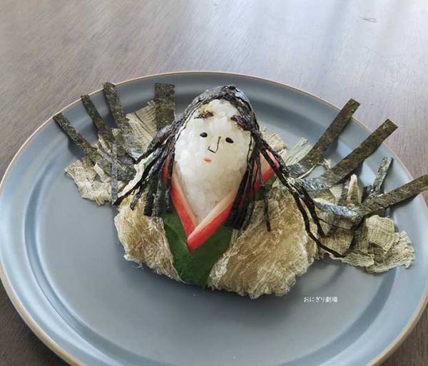 おにぎりで再現したのは？　まさかの結果に「絶対に食べられない」