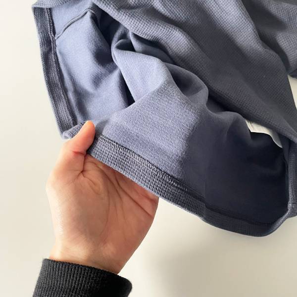 え、これヒートテックなの？　色違いで欲しくなる『名品』に「インナーに見えない」「おしゃれ！」