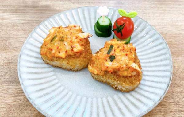 『冷凍焼きおにぎり』に乗せたのは…？　ニチレイのアイディアに「夫がリピート希望！」